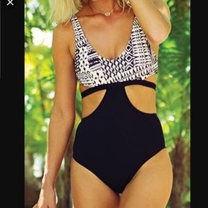 LSpace Monokini SZ 4 NWT